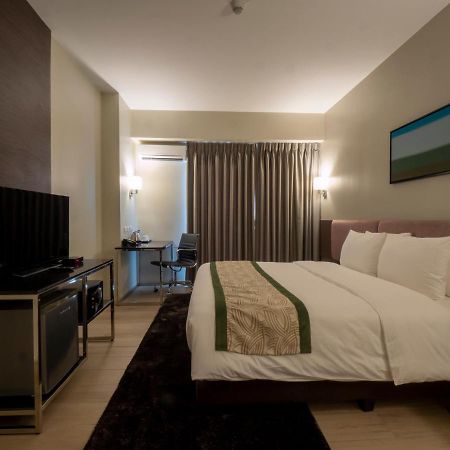 Sequoia Hotel Manila Bay Paranaque City Zewnętrze zdjęcie