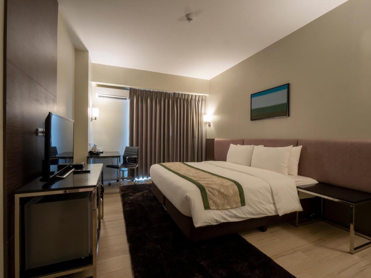 Sequoia Hotel Manila Bay Paranaque City Zewnętrze zdjęcie