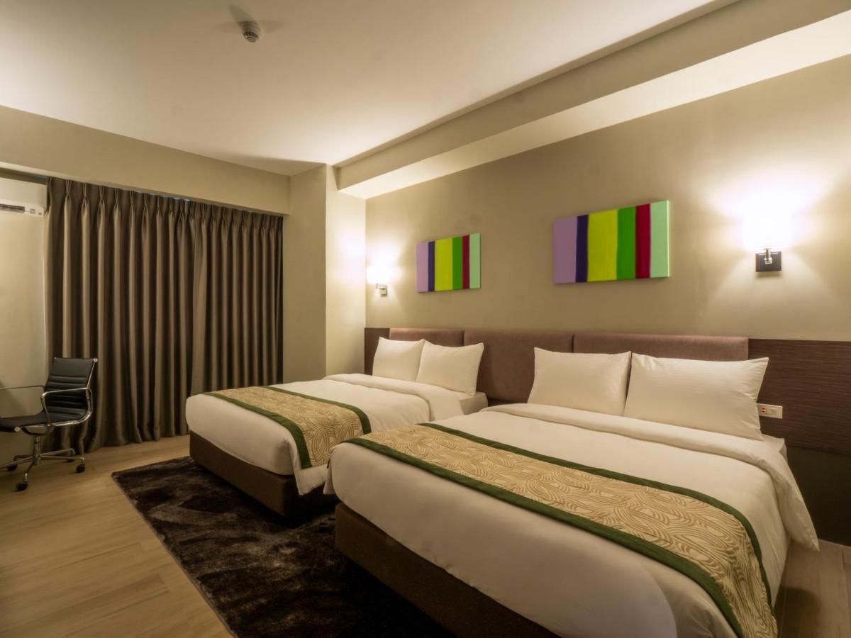 Sequoia Hotel Manila Bay Paranaque City Zewnętrze zdjęcie