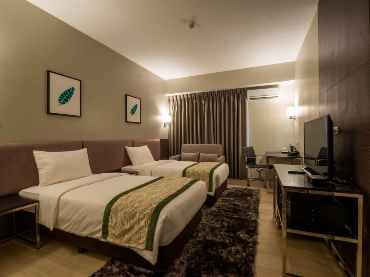 Sequoia Hotel Manila Bay Paranaque City Zewnętrze zdjęcie